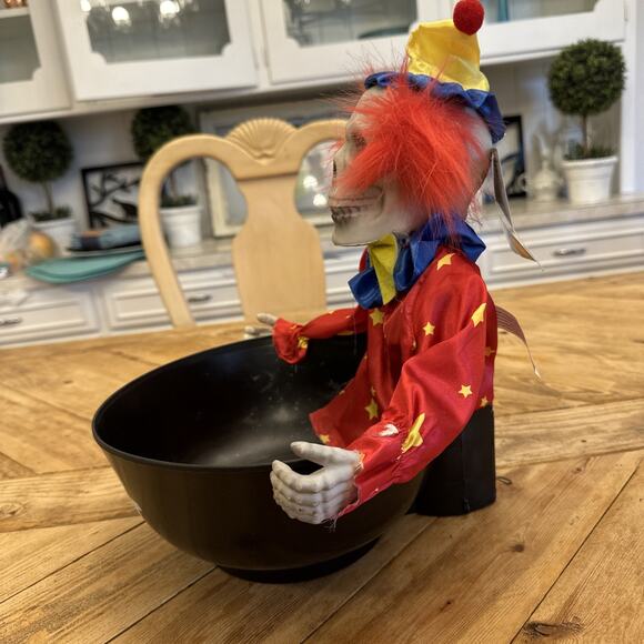 Skeleton Clown Animated Talking Moving Halloween Creepy Trick r Treat Candy Bowl - Picture 4 of 12